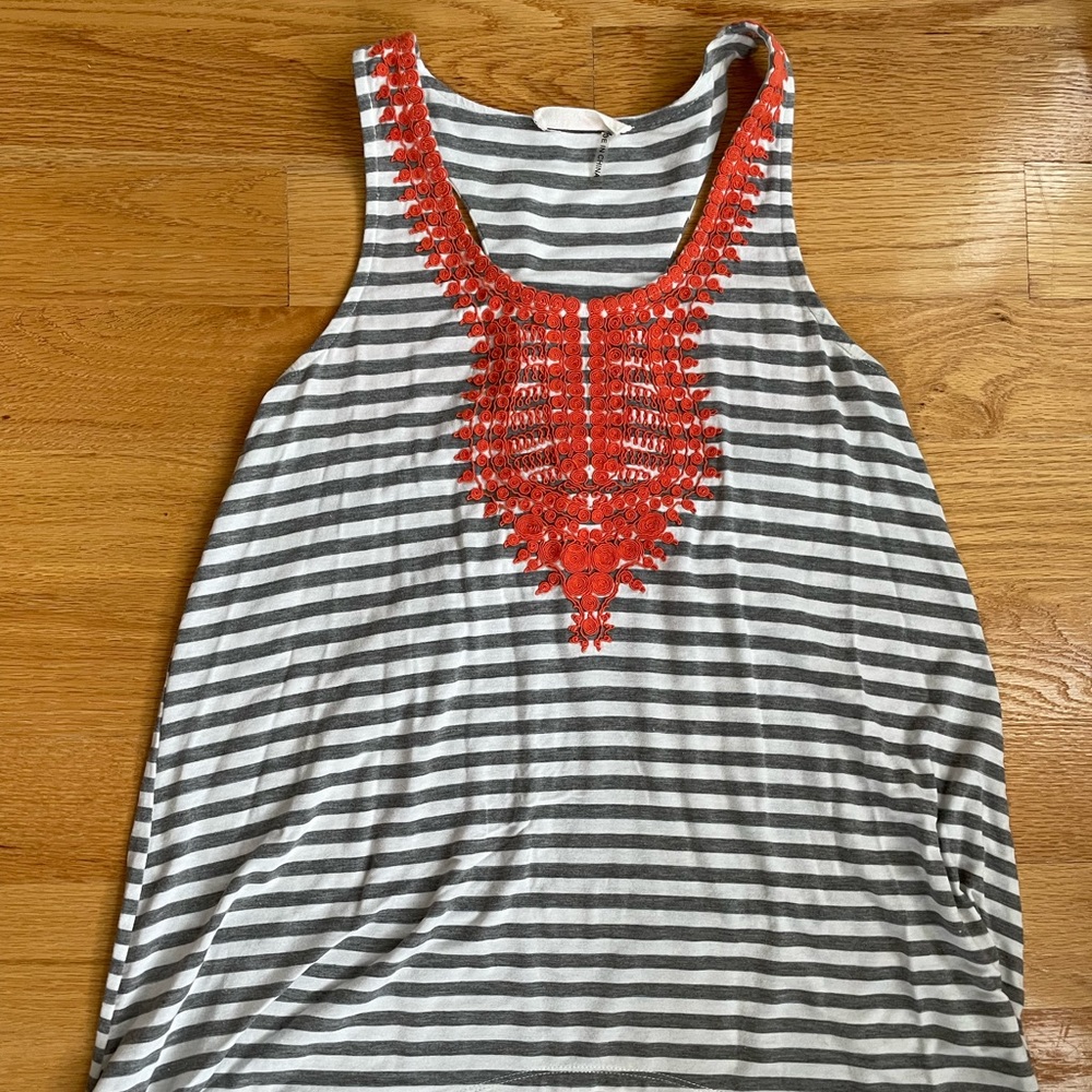 Le Sample Flowy Racerback Tank
